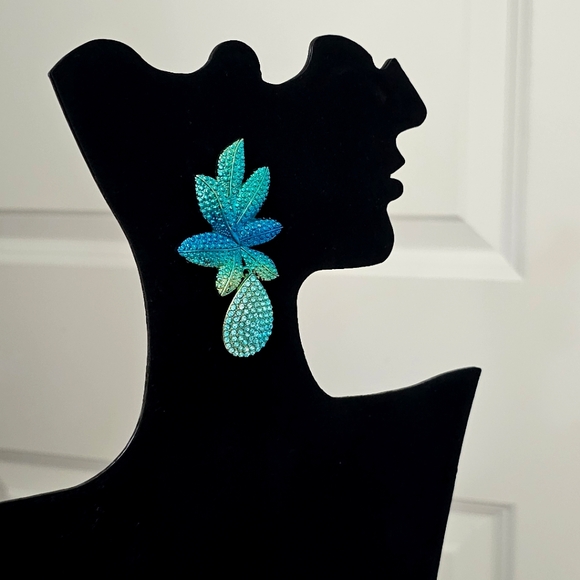 Blue Fashion Statement Earrings - NWT - Picture 3 of 3